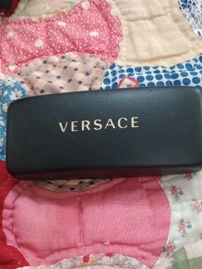 AUTHENTIC VERSACE Tortoise Shell & Gold  Sunglasses & Case. Excellent Condition